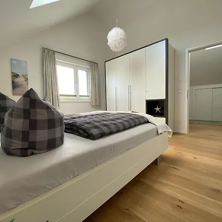 Reeder's Topp By Seeblick Ferien Oro, Penthouse,panoramablick,sauna Daire *